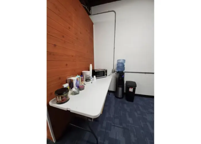 Modern, Location, Free Coffee And Tea Hotel